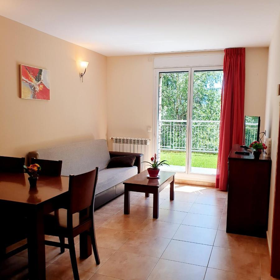 ApartHotel RIALB El Serrat Buitenkant foto